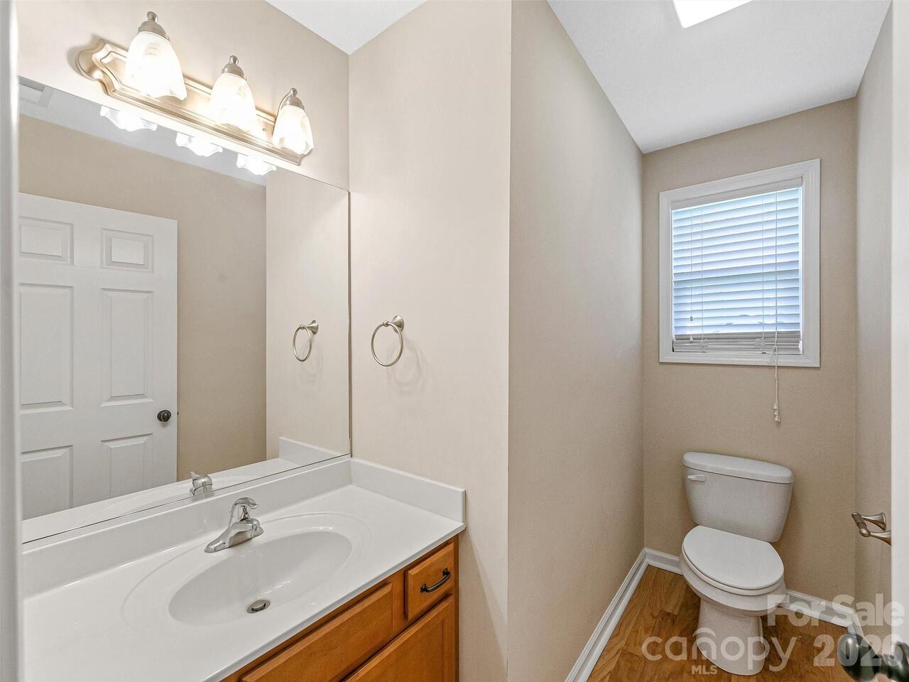 Listing Photo 14
