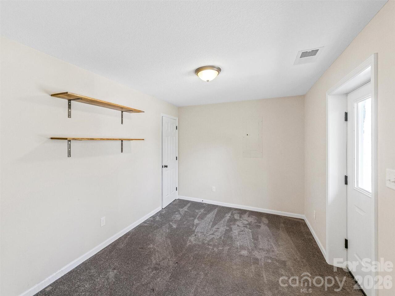 Listing Photo 17