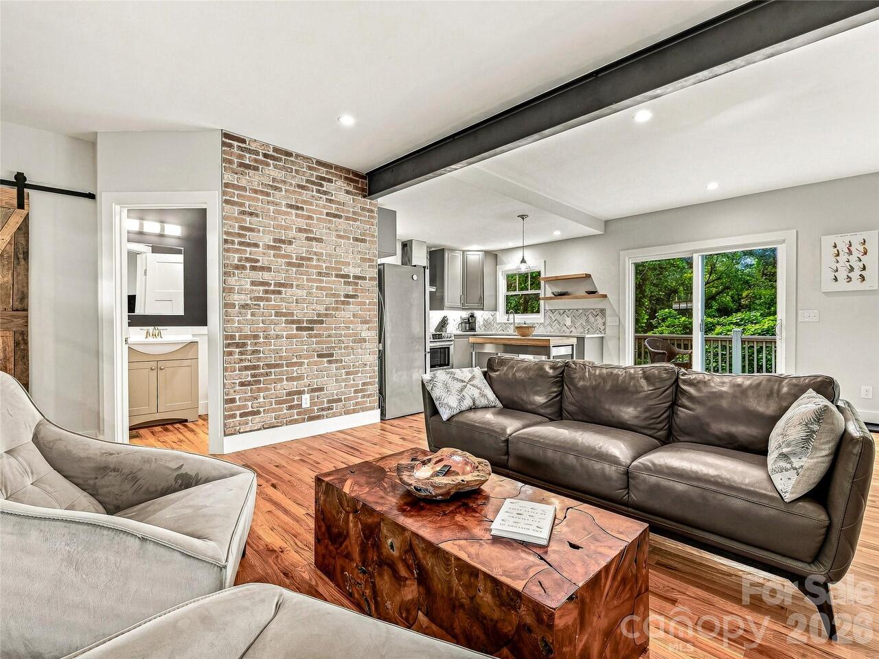 Listing Photo 7