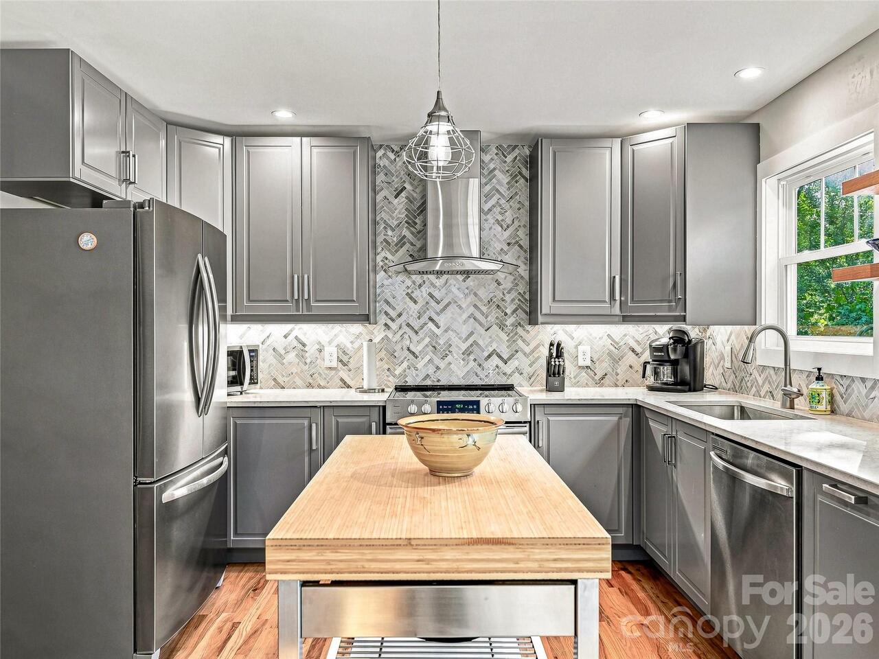 Listing Photo 16