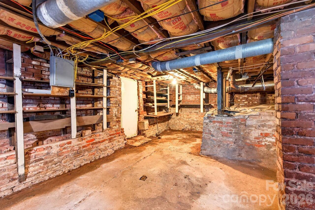 Listing Photo 23