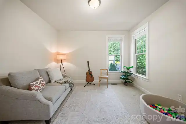 Listing Photo 28
