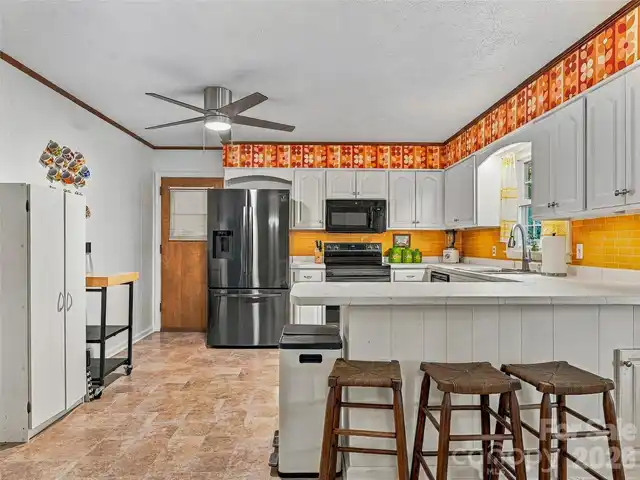 Listing Photo 13