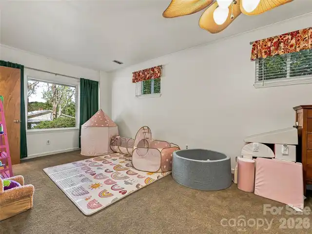 Listing Photo 27