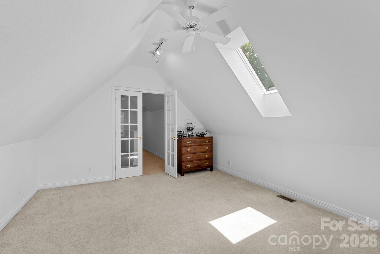 Listing Photo 28
