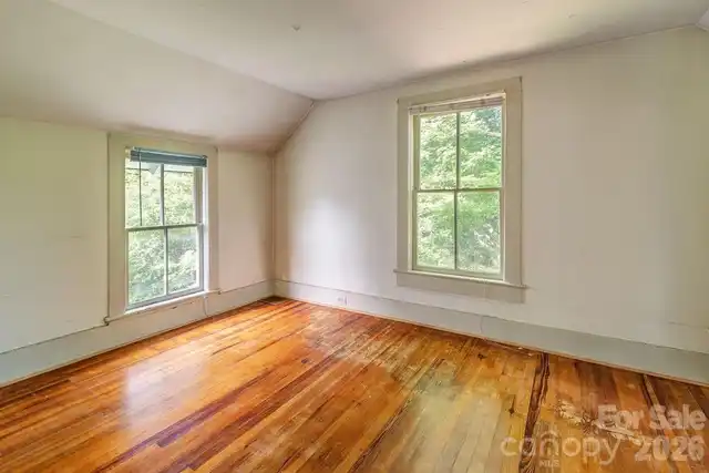 Listing Photo 21