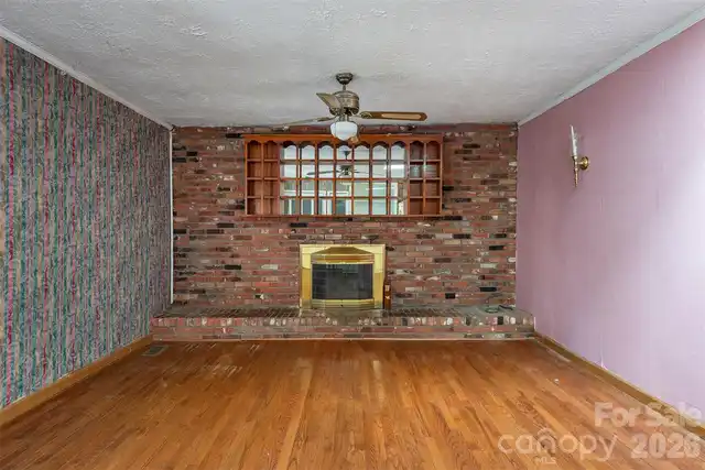 Listing Photo 13