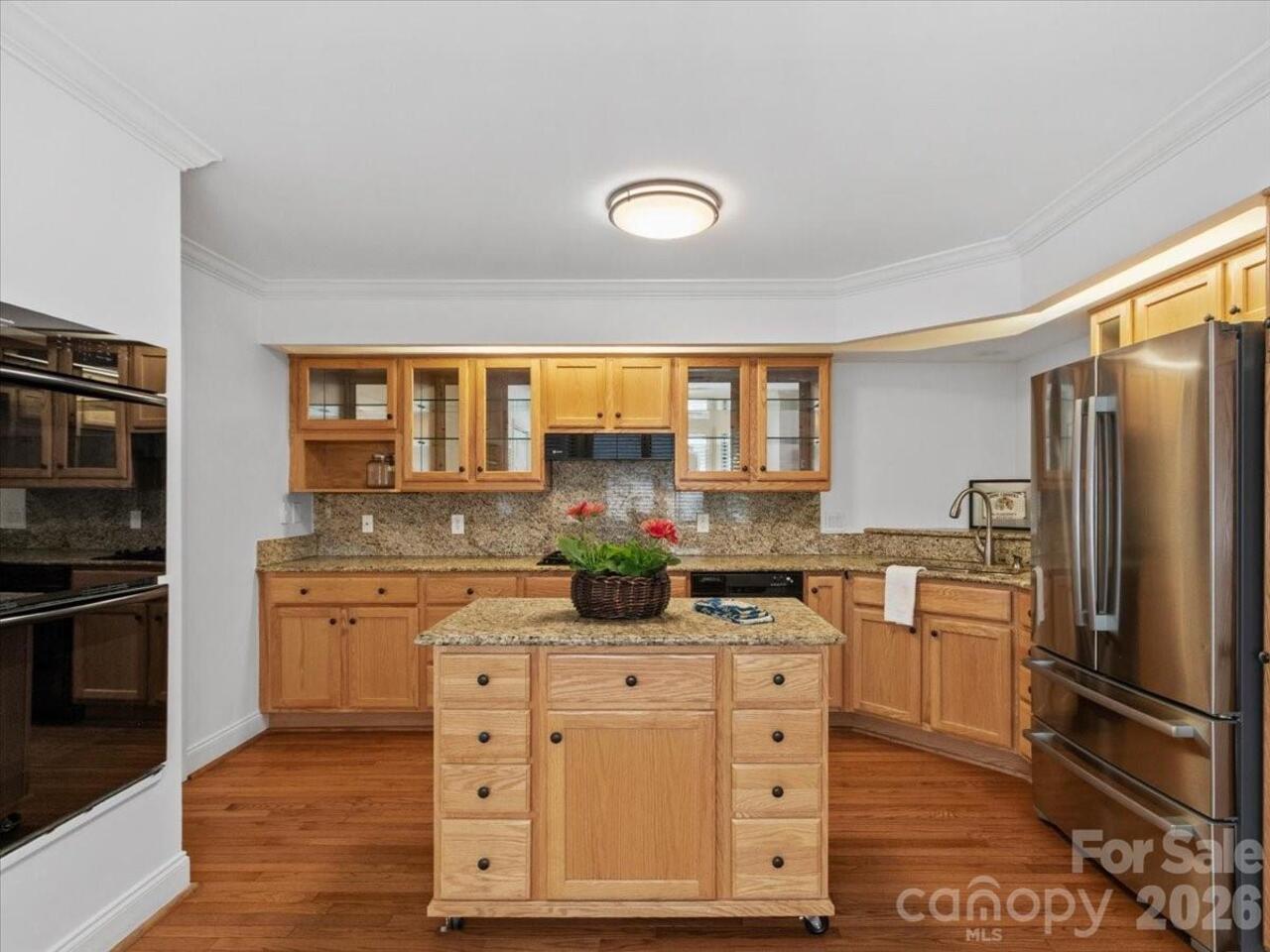 Listing Photo 16