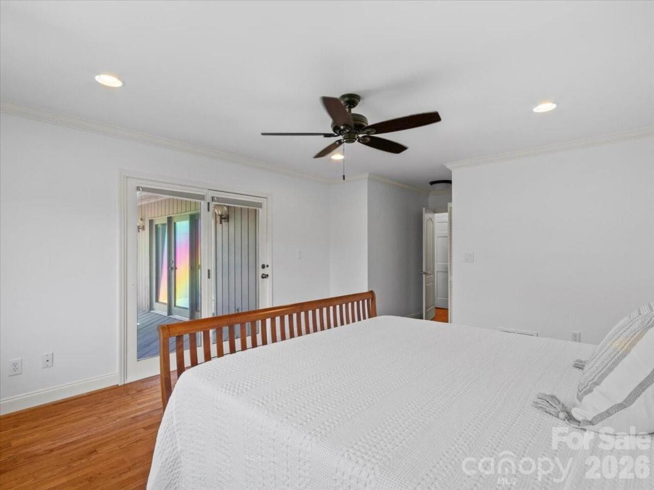Listing Photo 23