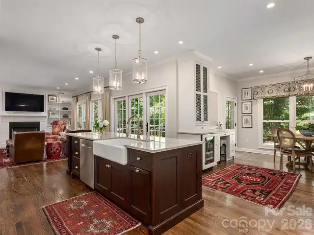 Listing Photo 15
