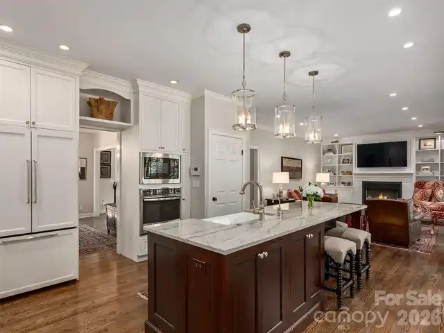 Listing Photo 16