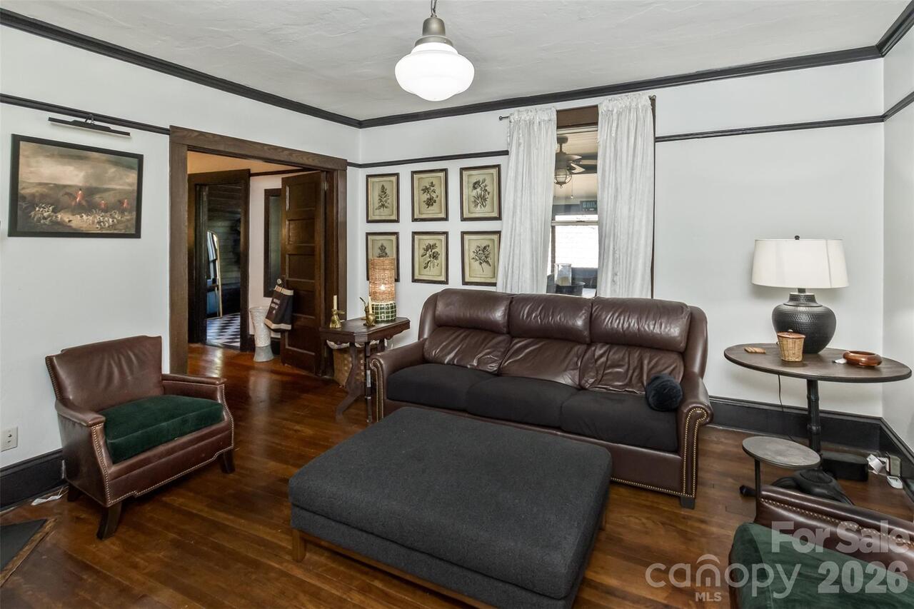 Listing Photo 7