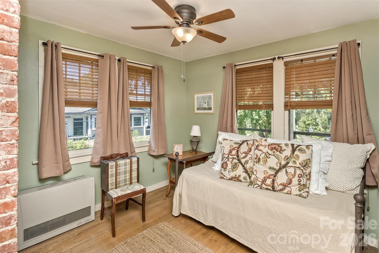 Listing Photo 38
