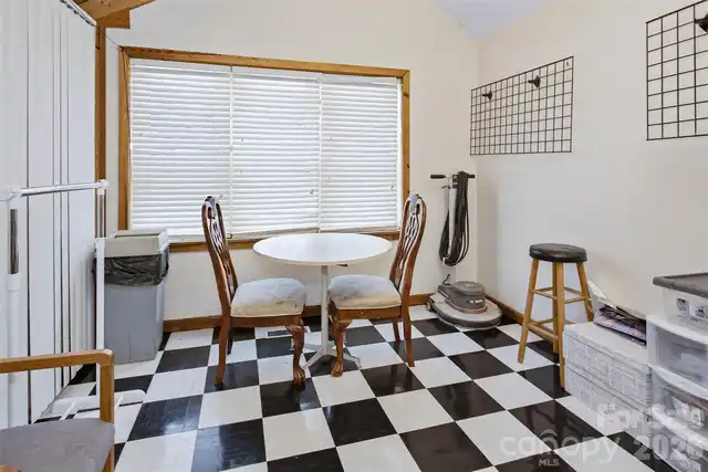 Listing Photo 23