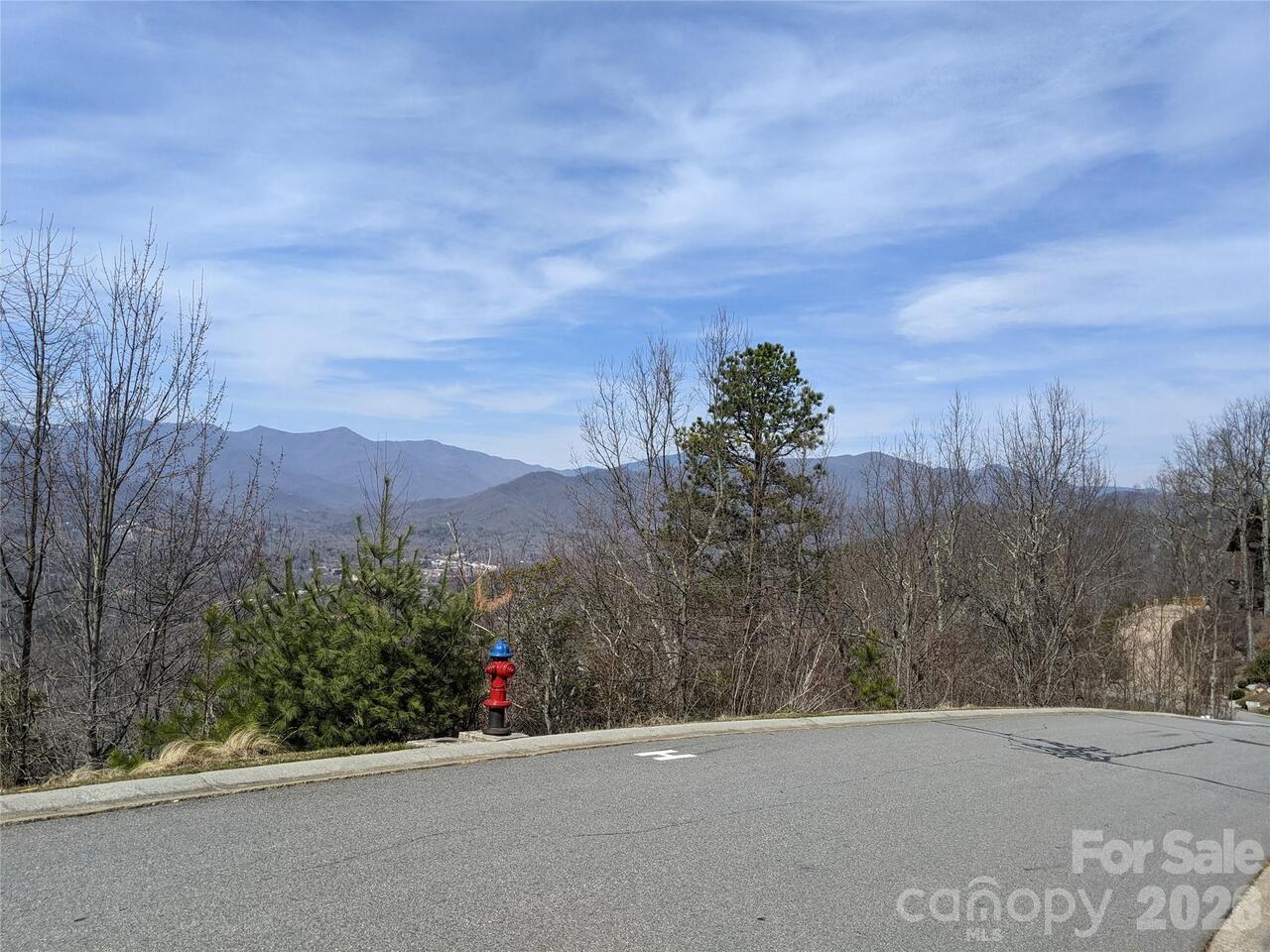 Listing Photo 10