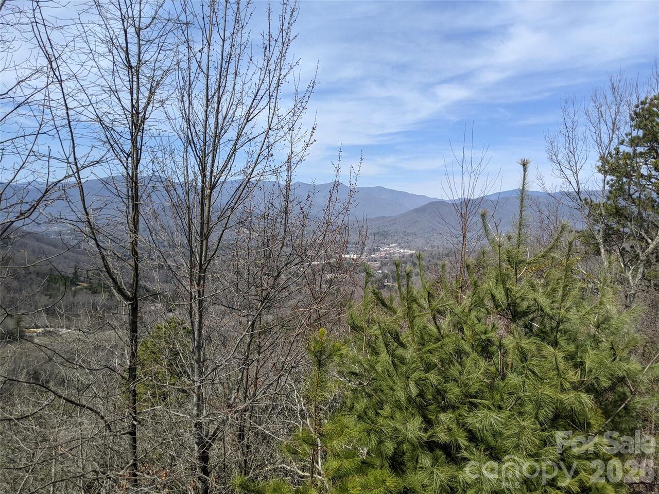Listing Photo 11