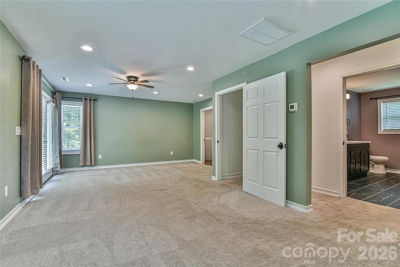 Listing Photo 23