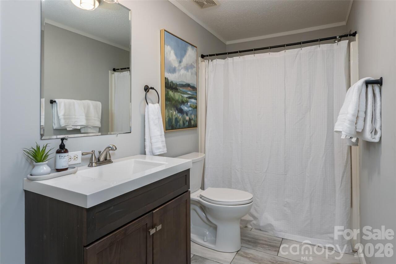 Listing Photo 24