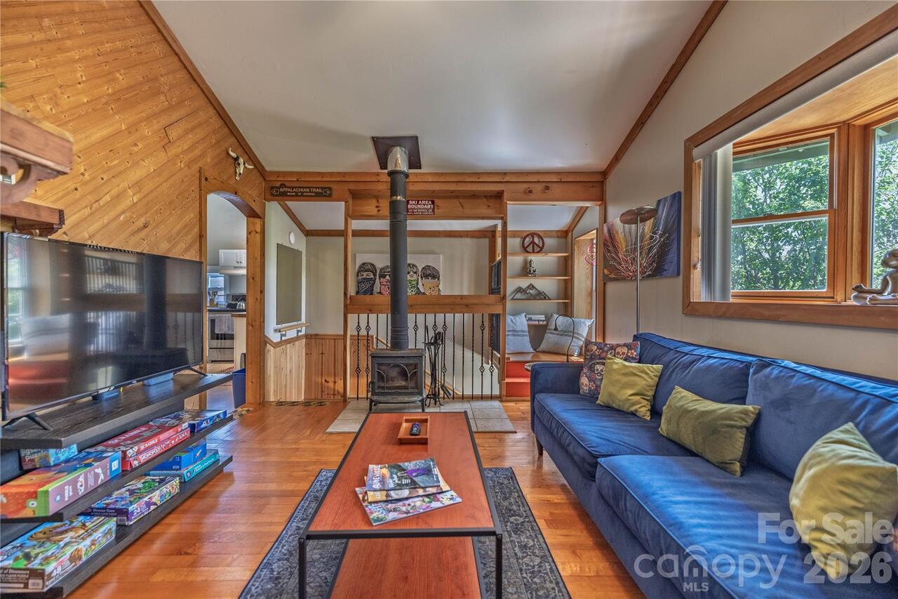Listing Photo 5