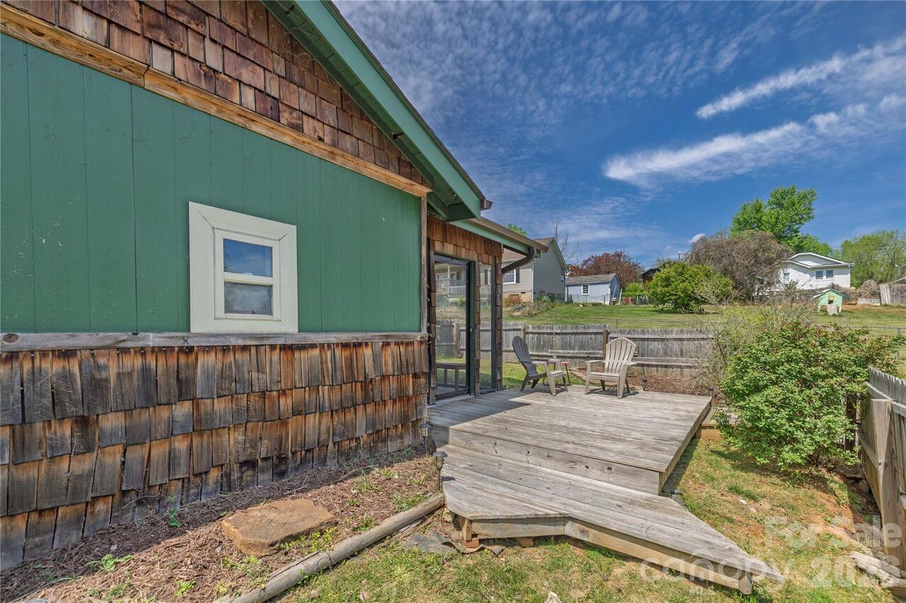 Listing Photo 28