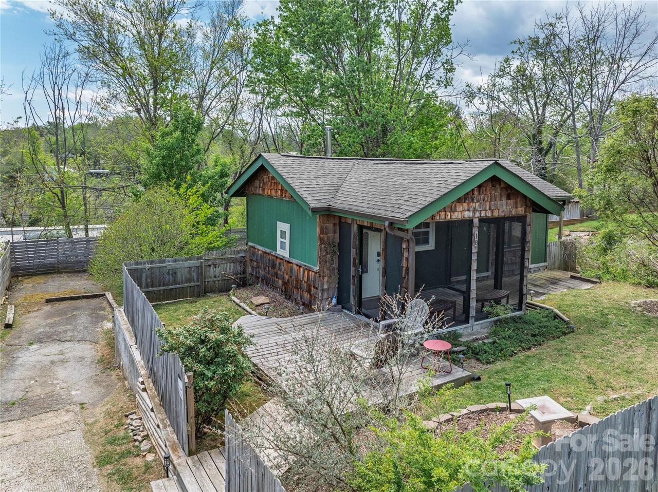 Listing Photo 37