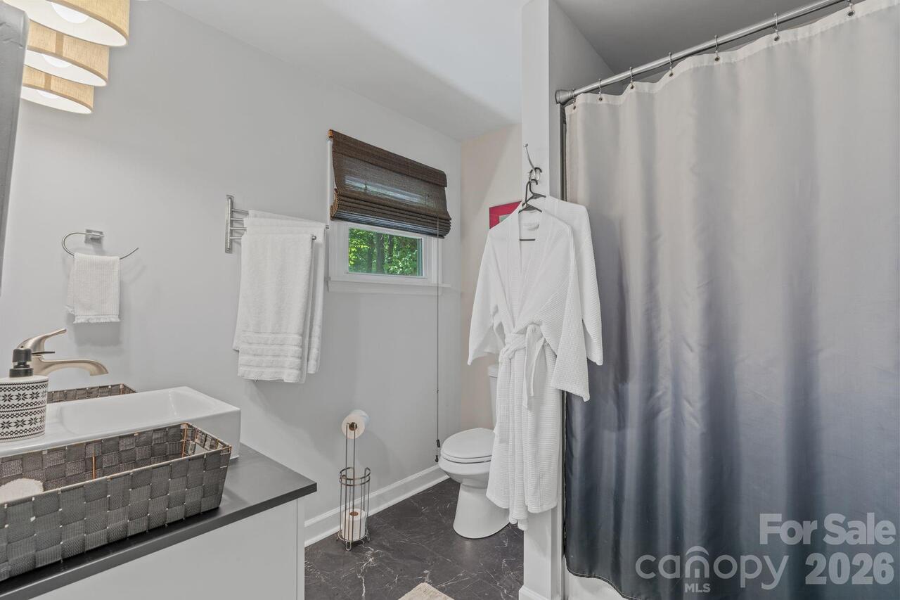 Listing Photo 25