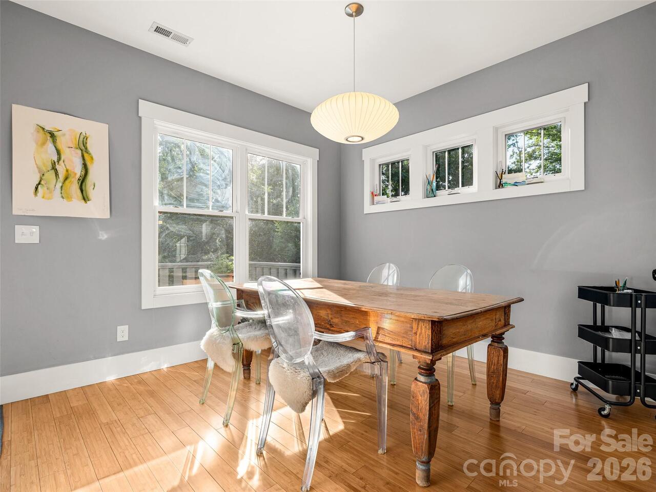 Listing Photo 10