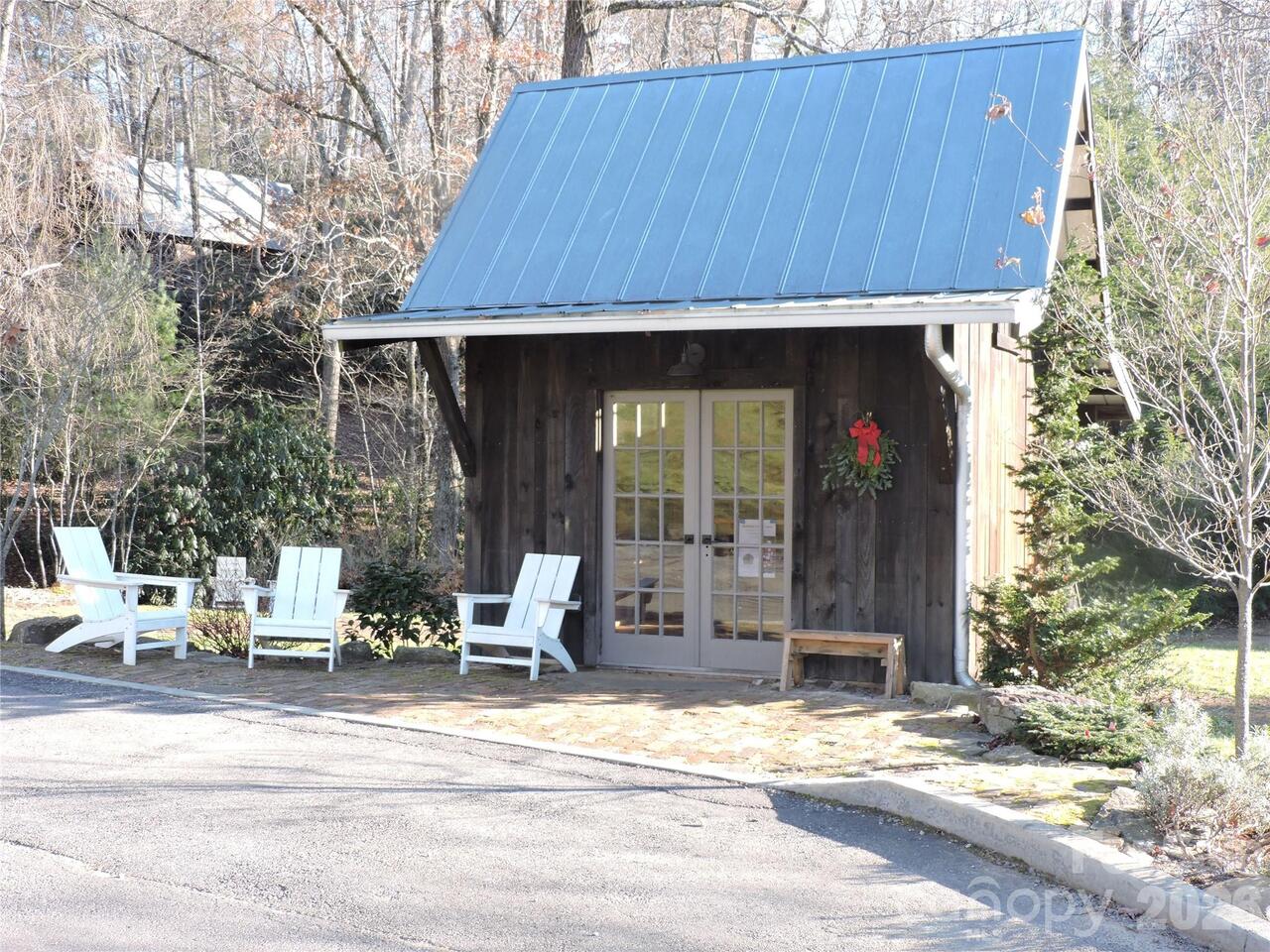 Listing Photo 18