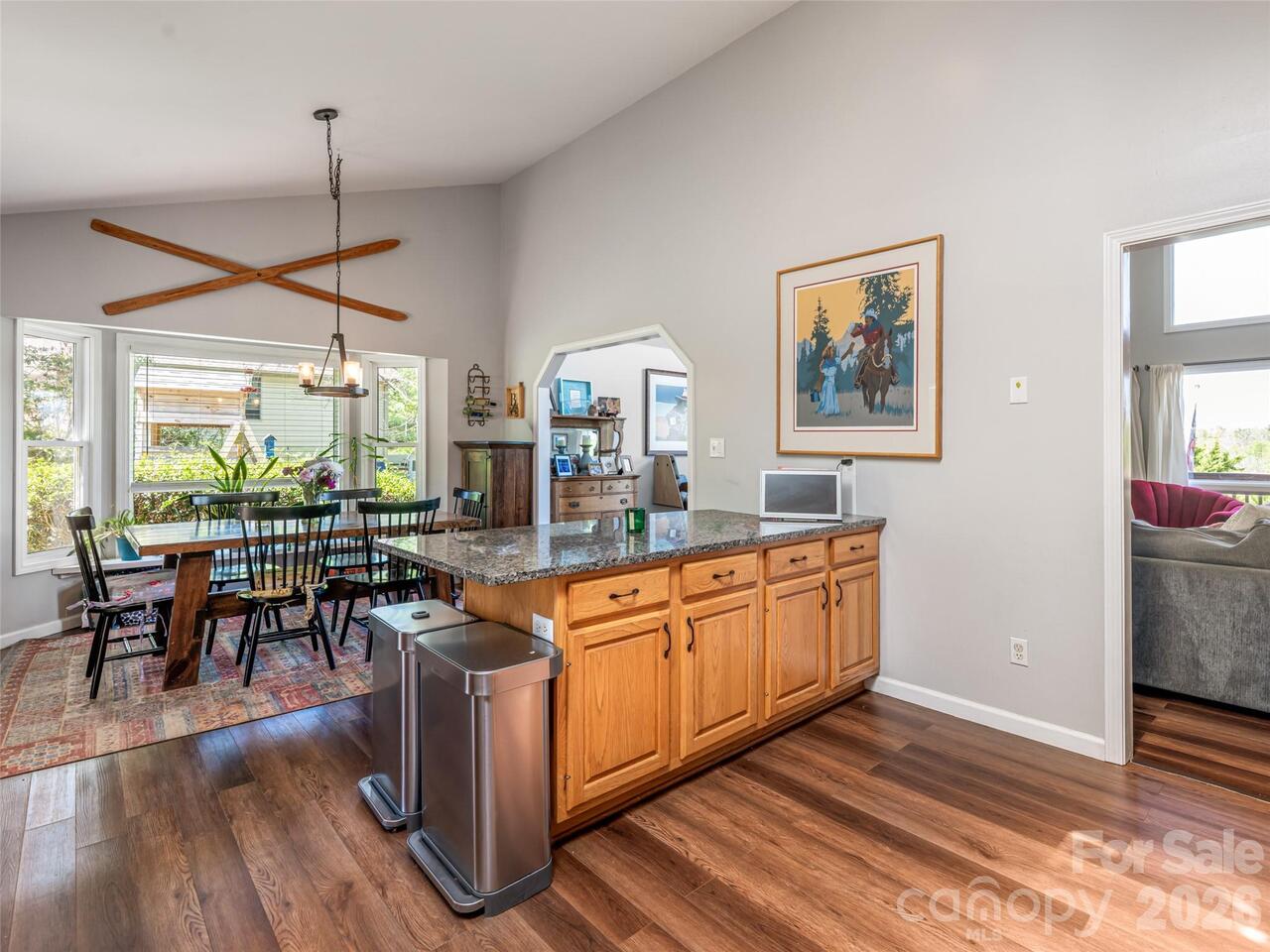 Listing Photo 18