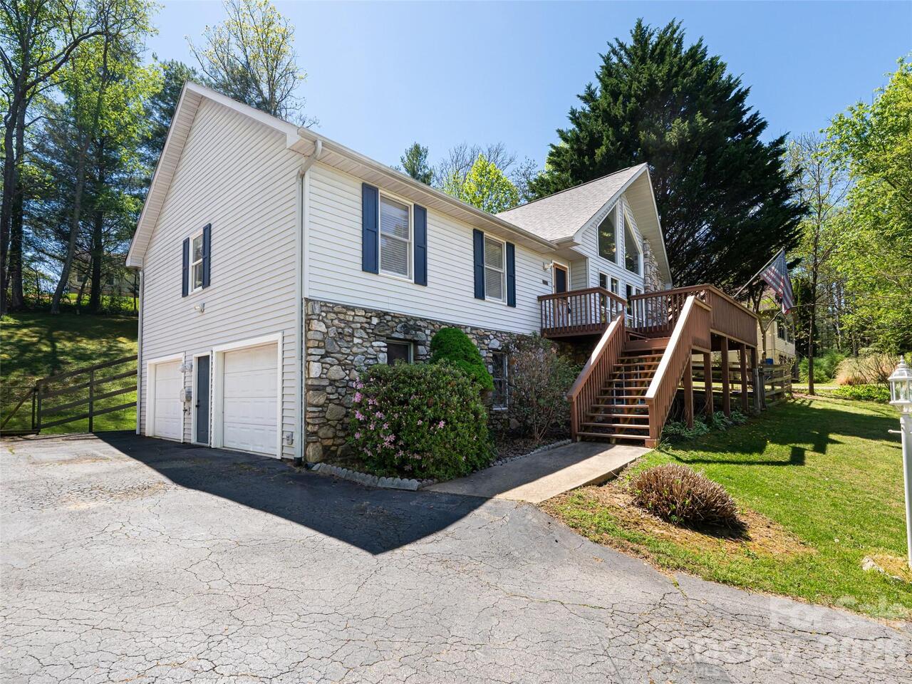 Listing Photo 44