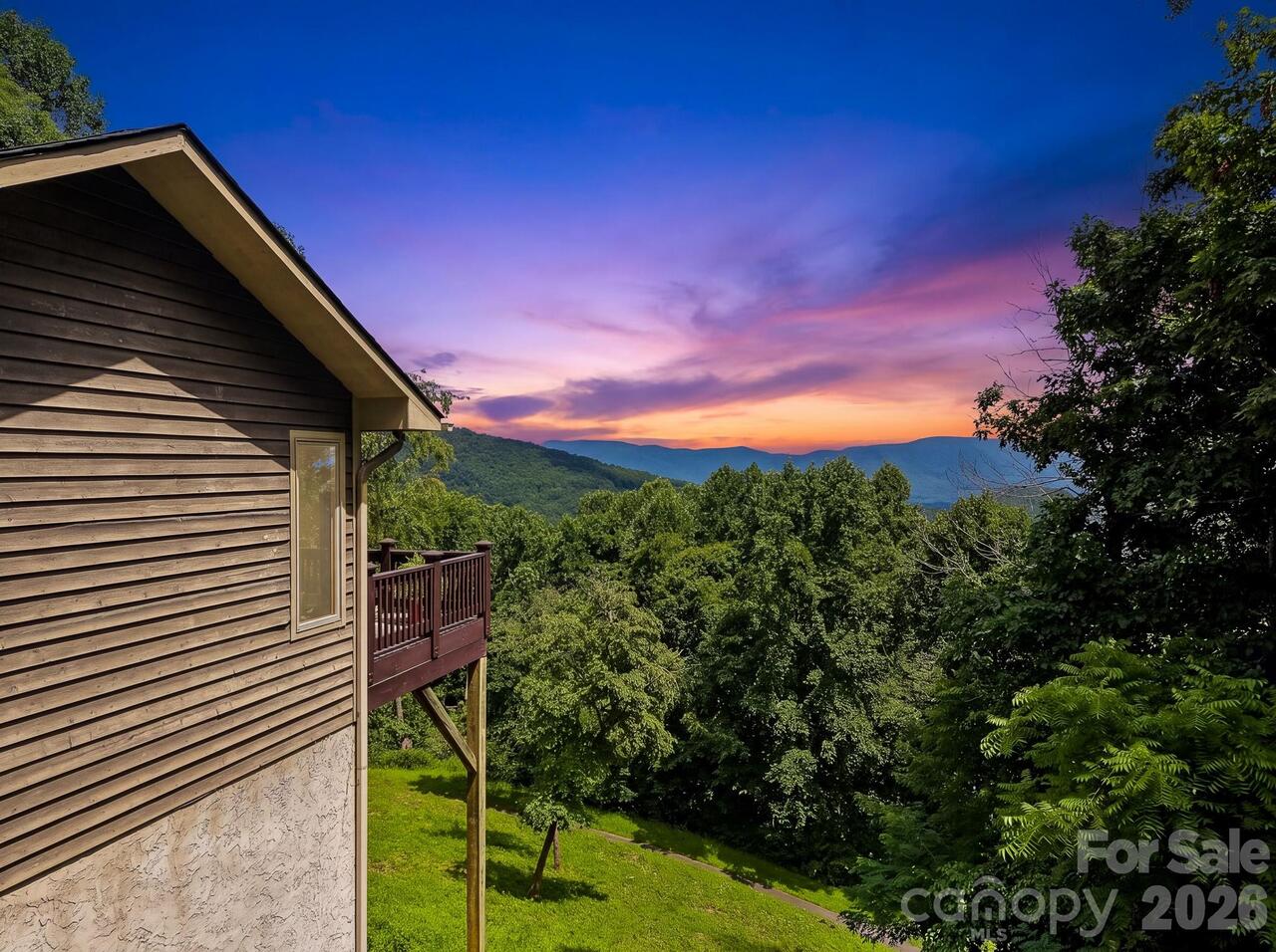 Listing Photo 11