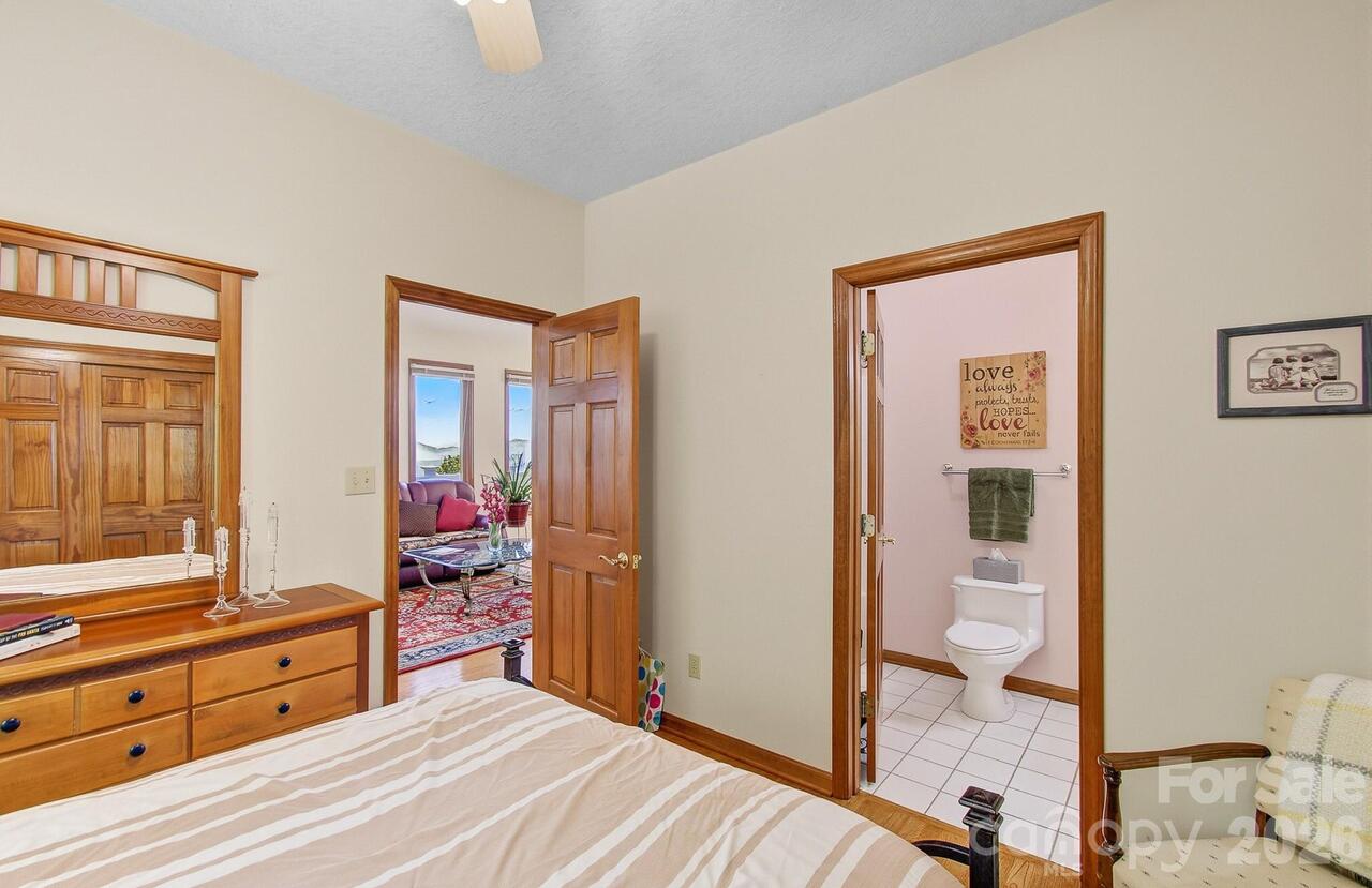 Listing Photo 25