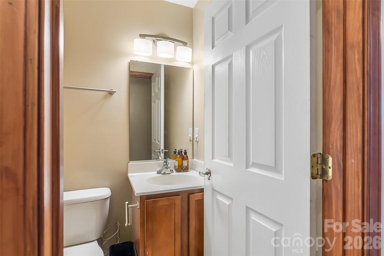 Listing Photo 6