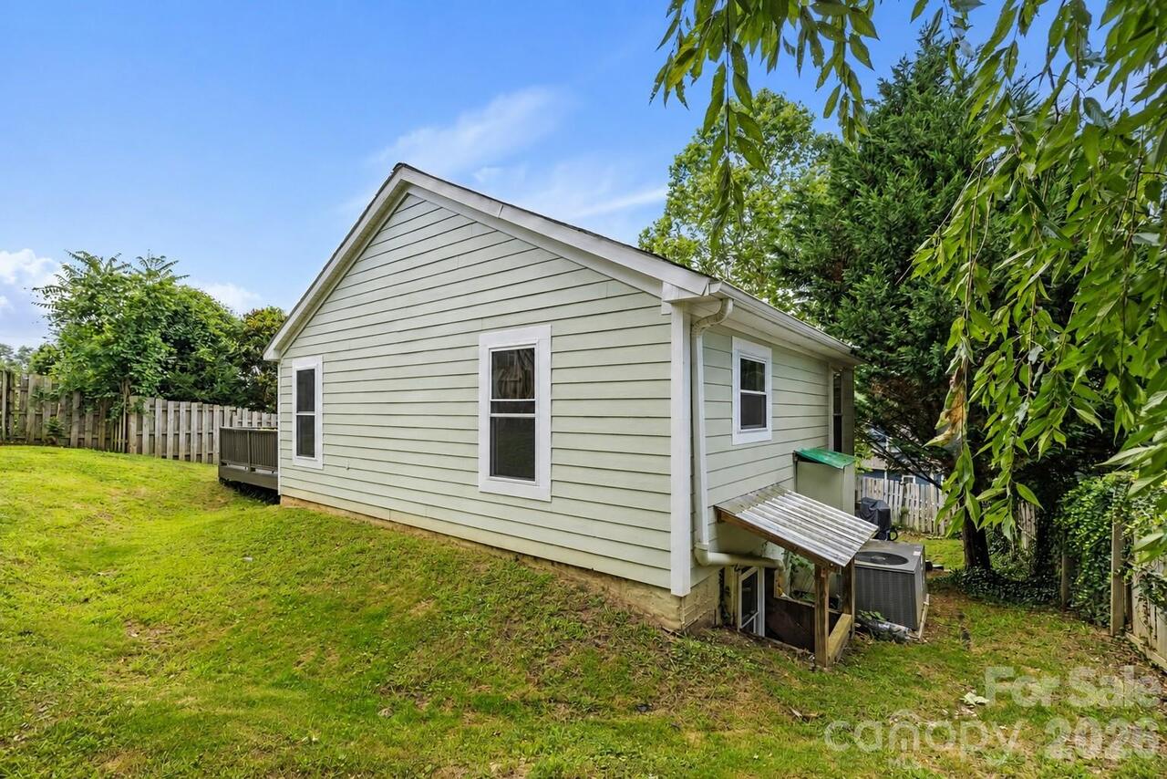 Listing Photo 32