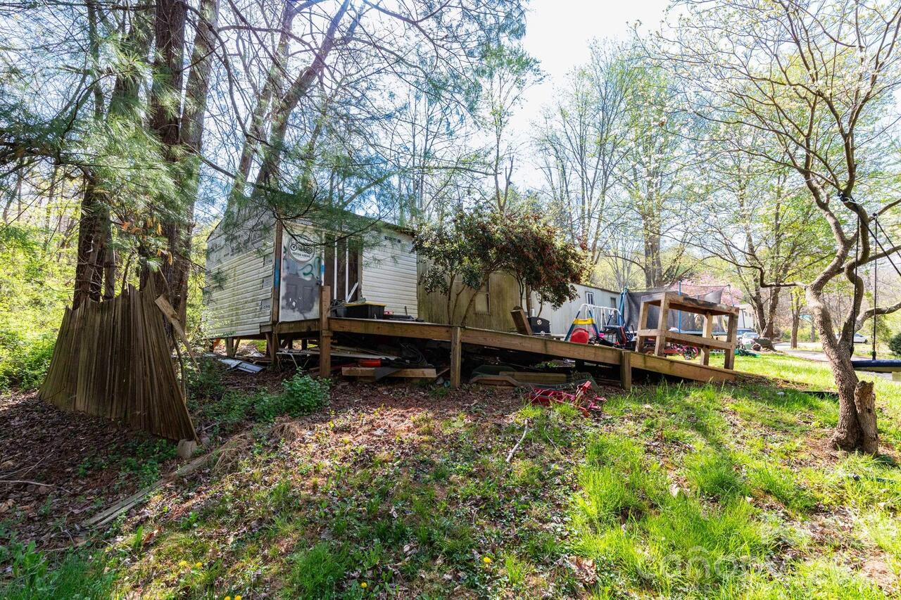 Listing Photo 15
