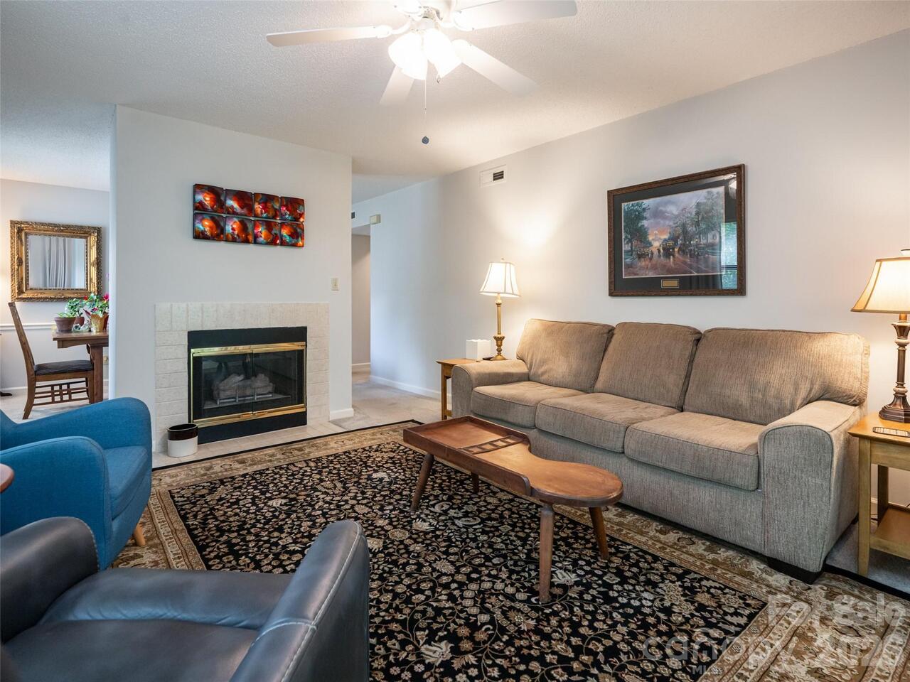 Listing Photo 12