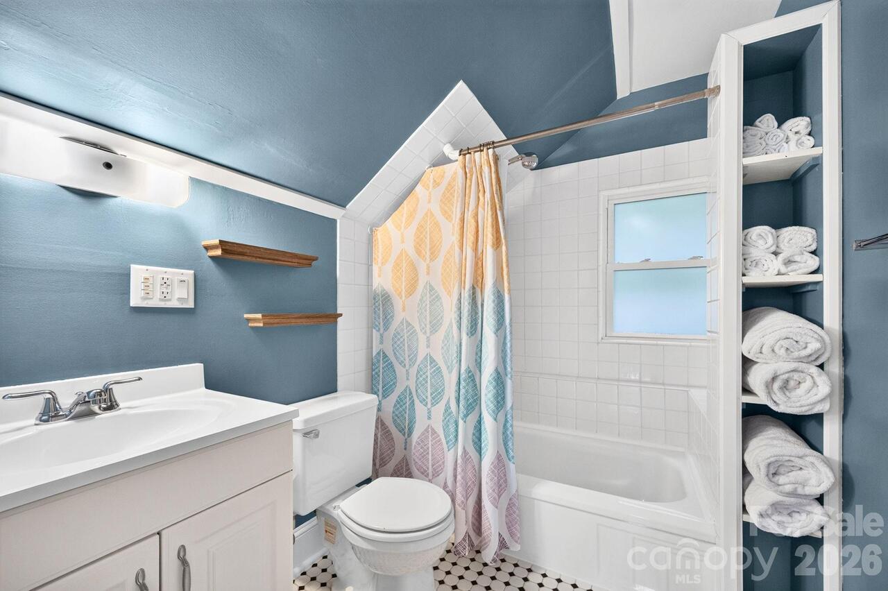 Listing Photo 22