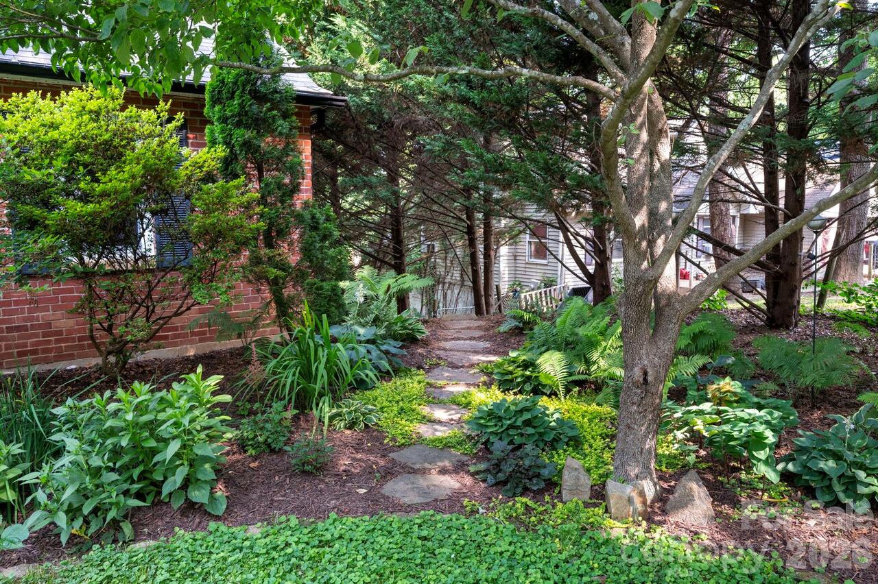 Listing Photo 34