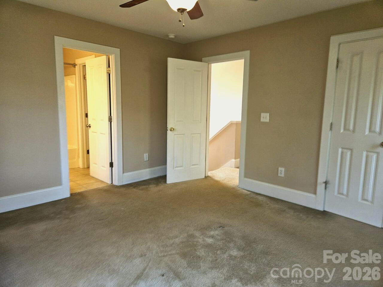 Listing Photo 8