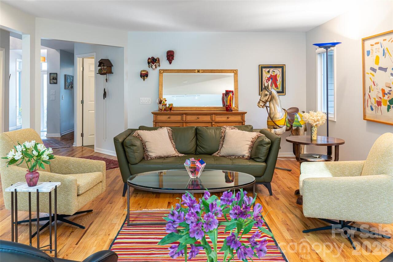 Listing Photo 13