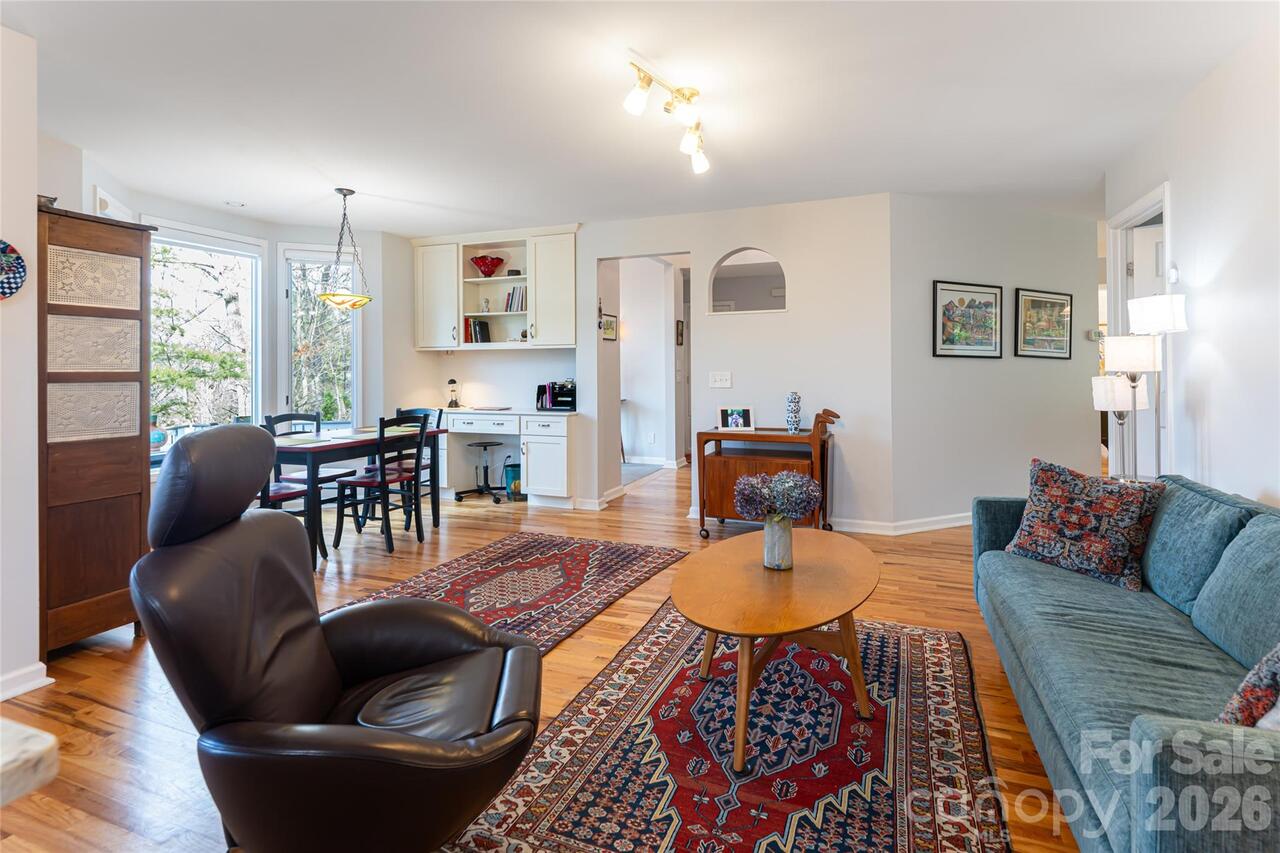 Listing Photo 25