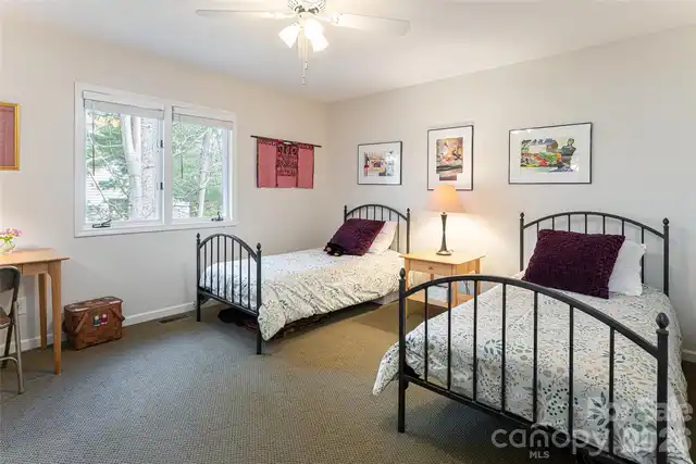 Listing Photo 29