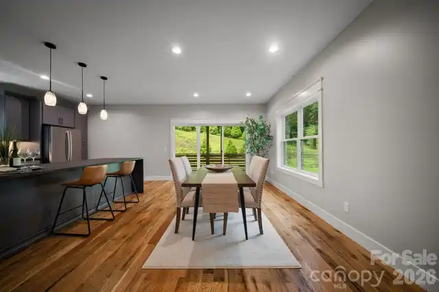 Listing Photo 18