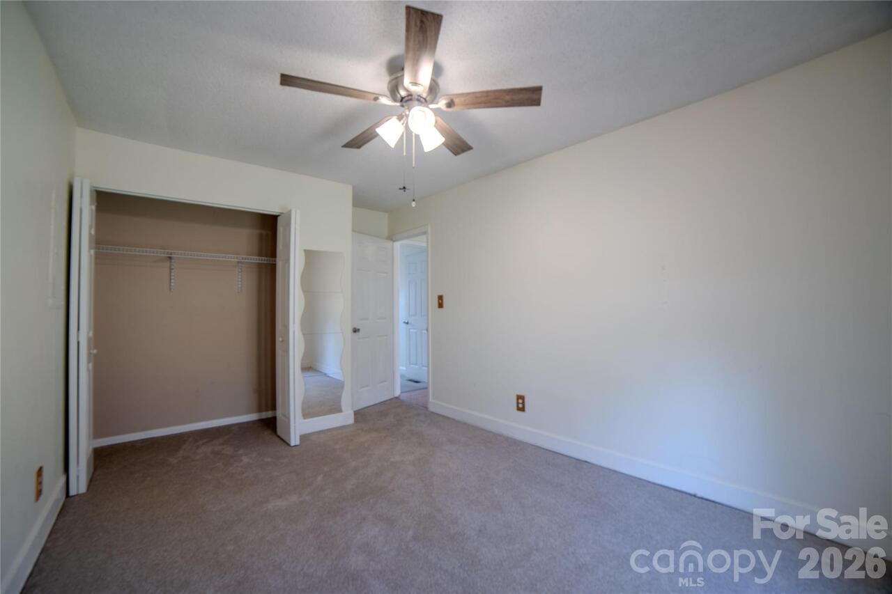 Listing Photo 21