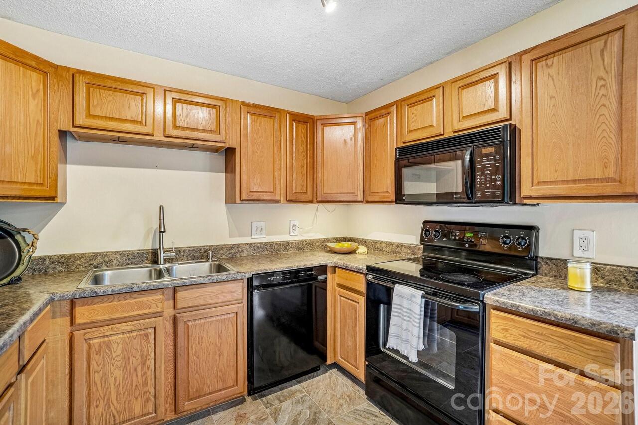 Listing Photo 13
