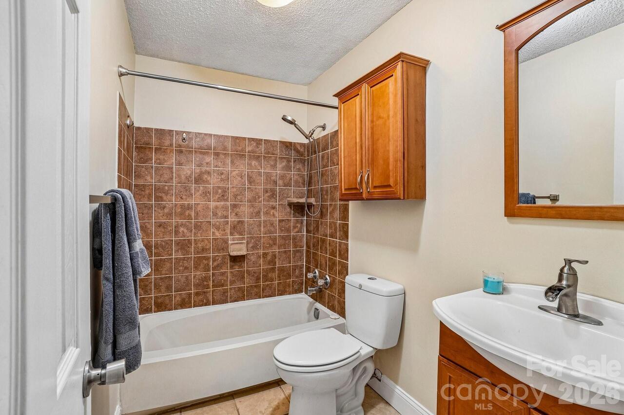 Listing Photo 21