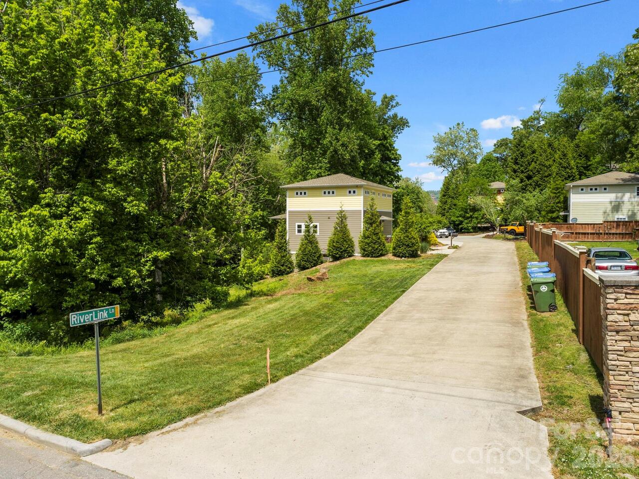 Listing Photo 25