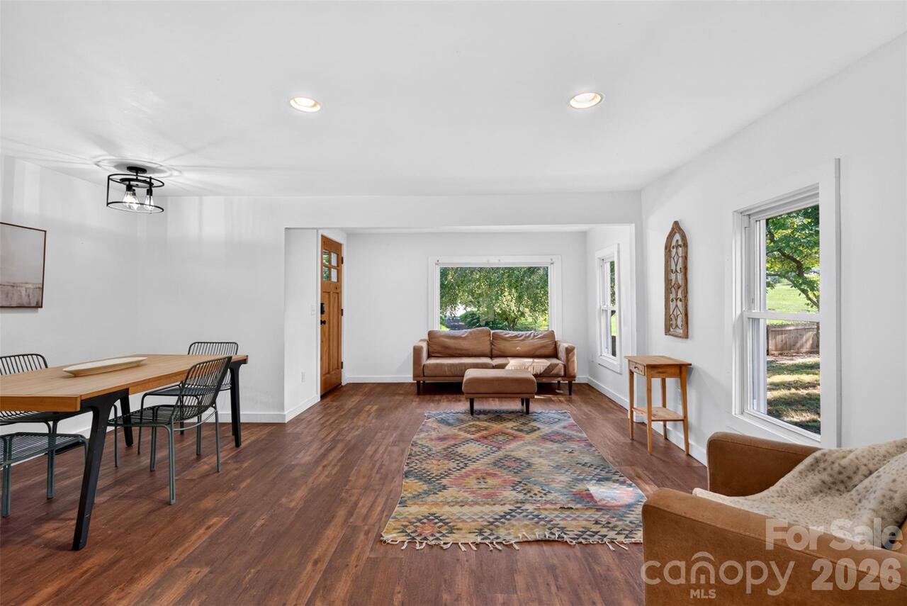Listing Photo 13