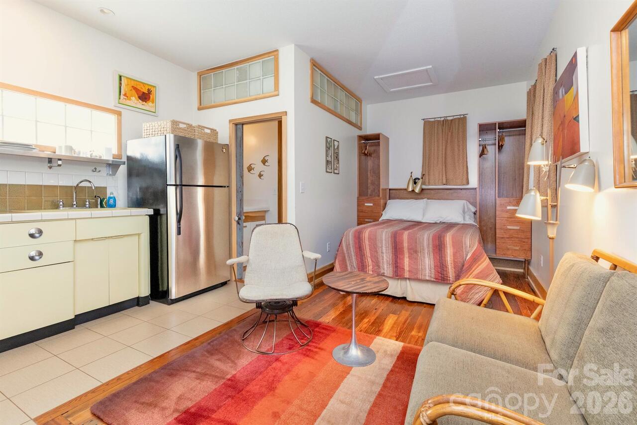 Listing Photo 22
