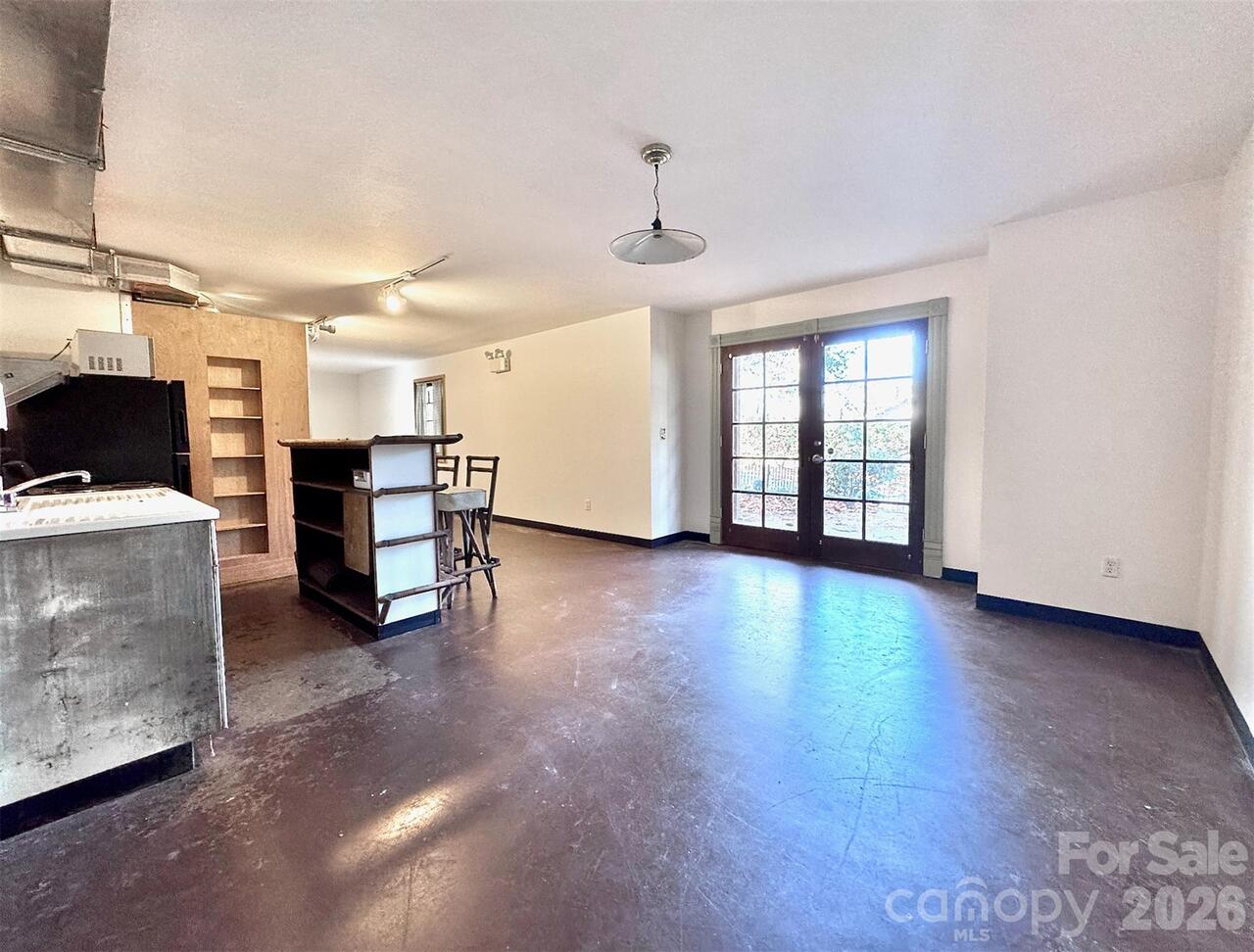 Listing Photo 27